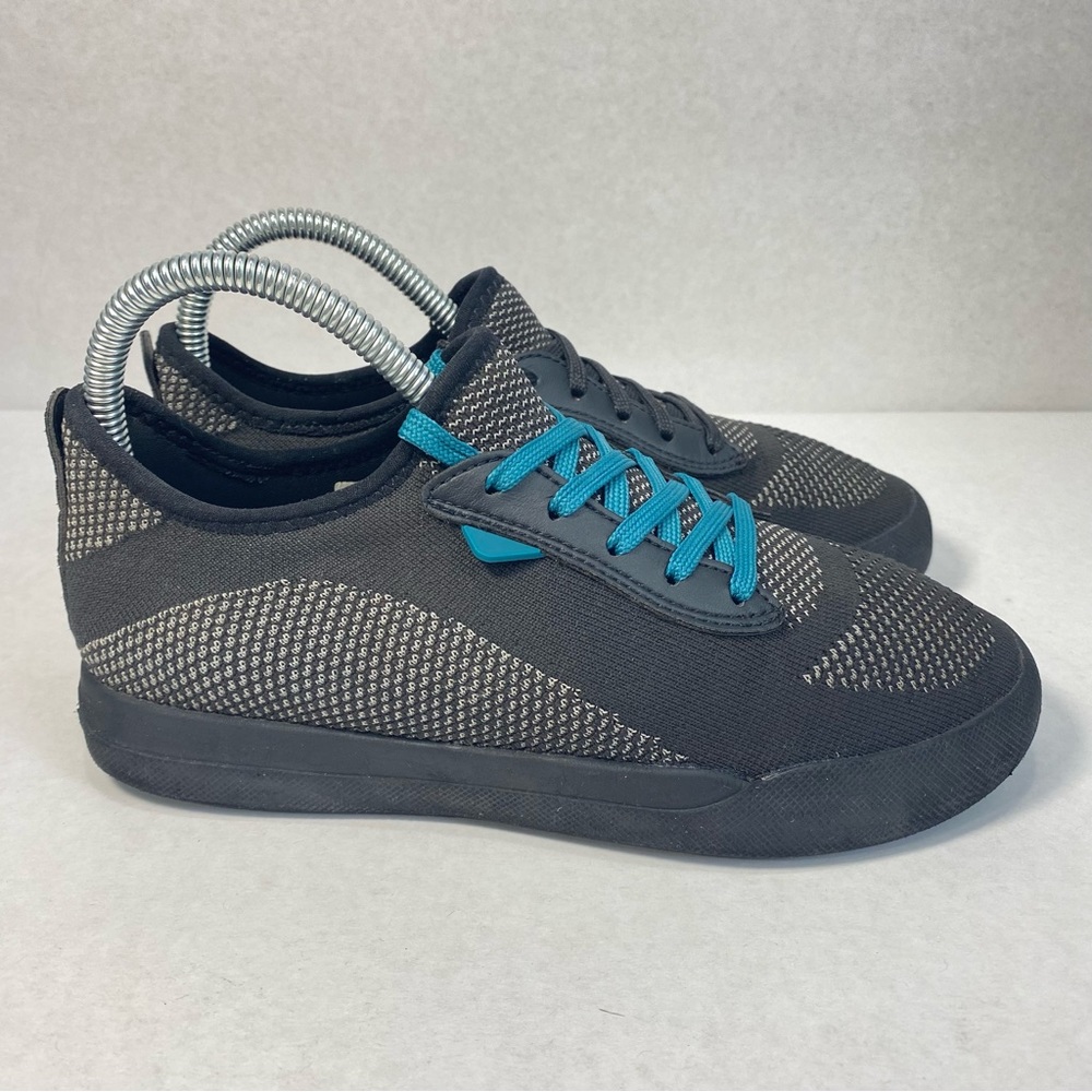Vessi Weekend Waterproof Flyknit LifeStyle Casual Sneakers Shoes; Women’s Size 6